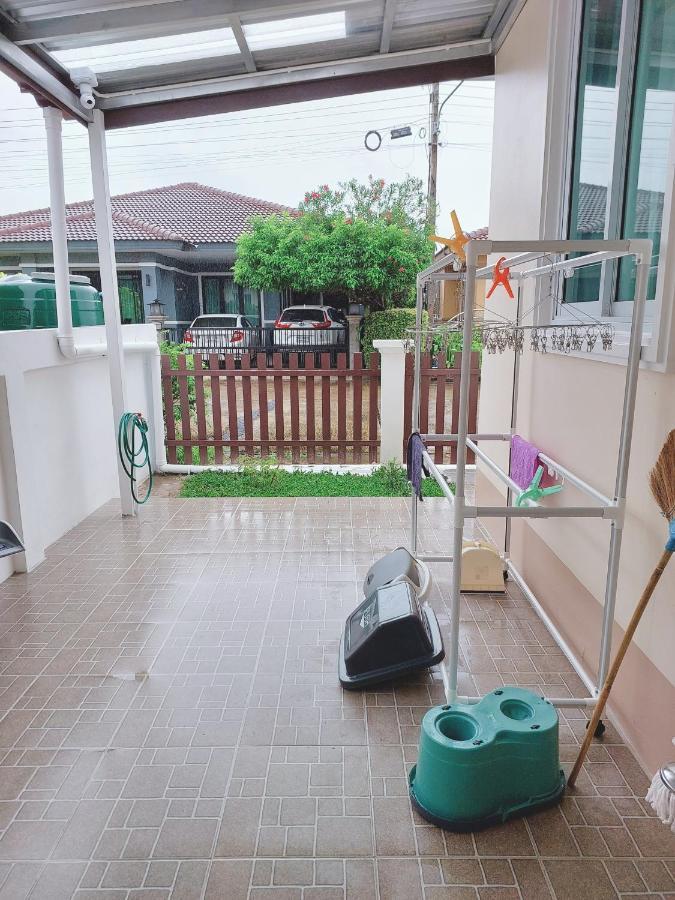 HAPPY SPACE วิลล่าทั้งหลัง 2นอน 2น้ำ ฟรี Wifi จอดรถ นครพนม ภายนอก รูปภาพ