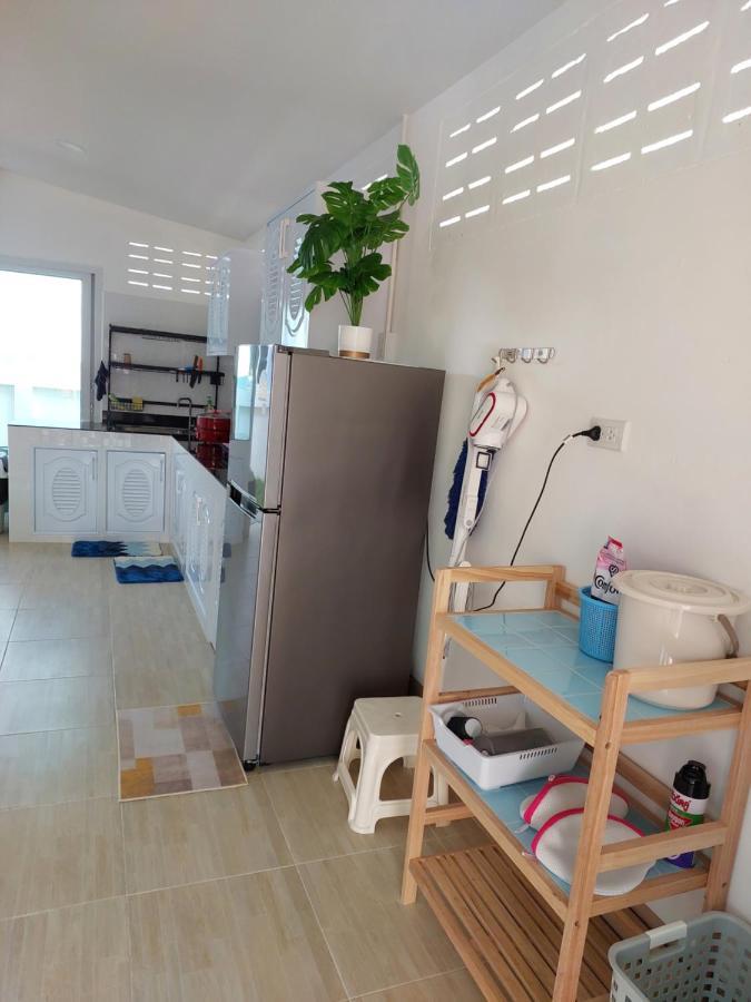 HAPPY SPACE วิลล่าทั้งหลัง 2นอน 2น้ำ ฟรี Wifi จอดรถ นครพนม ภายนอก รูปภาพ